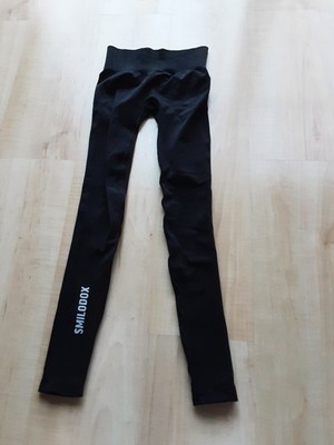 Sportleggins Smilodox Groesse XS Farbe schwarz fällt aber kleiner aus