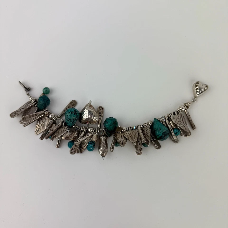 Pulsera artesanal de plata de ley con dije plumas corazones peces nativos turquesa 925 Foto 2 de 4