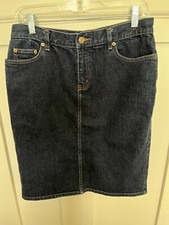 Ralph Lauren vintage Denim Jean Skirt.  Knee Length Size 6