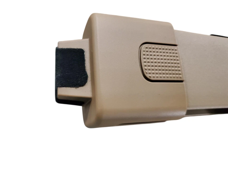 SE ADAPTA A PANTALLA DE EQUIPAJE SATURN VUE 2008-2010 20799623 - NUEVO OEM Foto 4 de 4