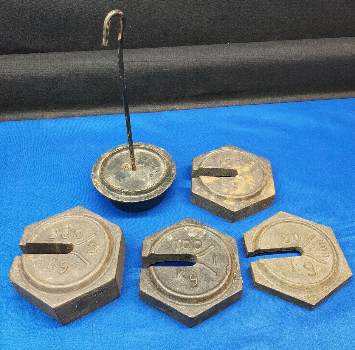 Set of 4 Vintage 450+ Lbs Platform Cast Iron Scale Weights With Hanger Fairbanks