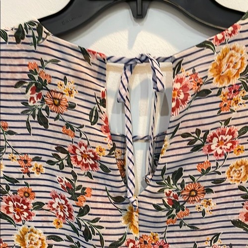 Cabi Floral Stripe Sleeveless Tie Back Blouse | Mixed Print | Size M - Picture 7 of 11