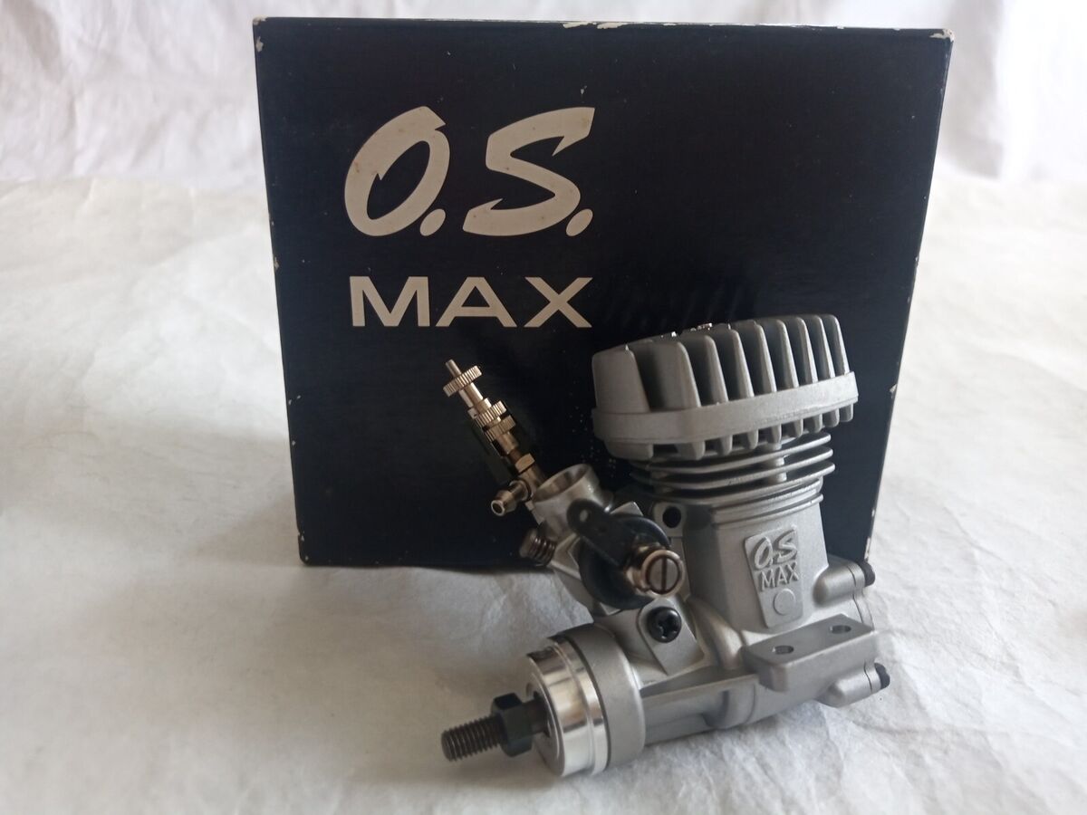 O.S. MAX CZ-R Engine 11220 OS Ogwa Seiki CZR with Box O.S. MAX CZ-R Engine 11220 OS Ogwa Seiki CZR with Box