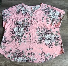 SHEIN Curve Pink Floral Shirt Women's 2XL NWOT - Fits True To Size