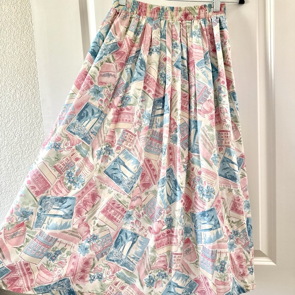 A genuine 80s USA-made Koret skirt with a scenic novelty print — the kind of wearable art thrift-hunters lose their minds over.