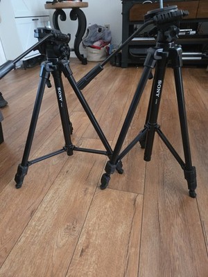 SONY VCT-R640 Video Camera Tripod Adjustable Legs 22''-57'' Bubble Level 360 Lot 2