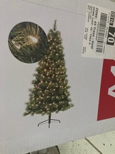Christmas Tree / Free standing / Pre-lit LED
