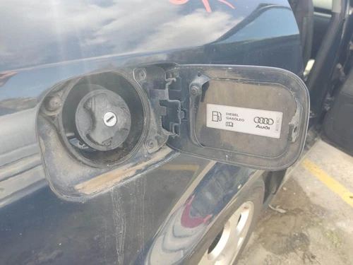 Tapa Exterior Combustible para AUDI A4 BERLINA (8E) 1.9 TDI (96kW) 2004 1655802 - Imagen 2 de 10