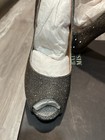 NIB Badgley Mischka Humbie IV Glitter Pumps! Size 10 — photo 2