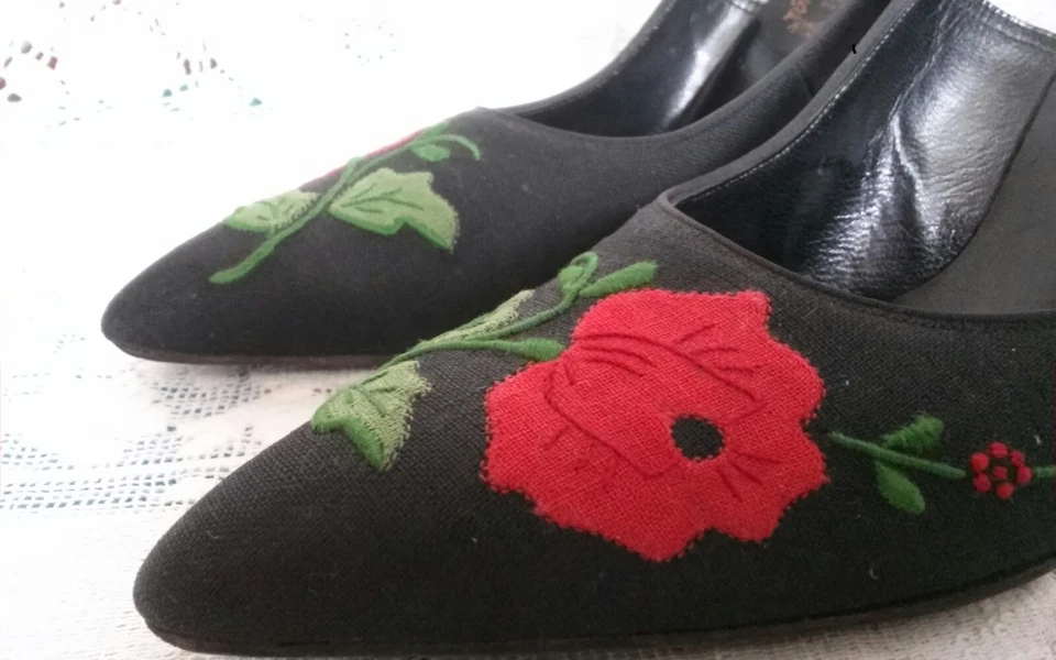 Zapato de Tacón Coleccionista 1960 8AAA I. MILLER NEGRO de Colección con Flores Hermoso Clásico Foto 4 de 4