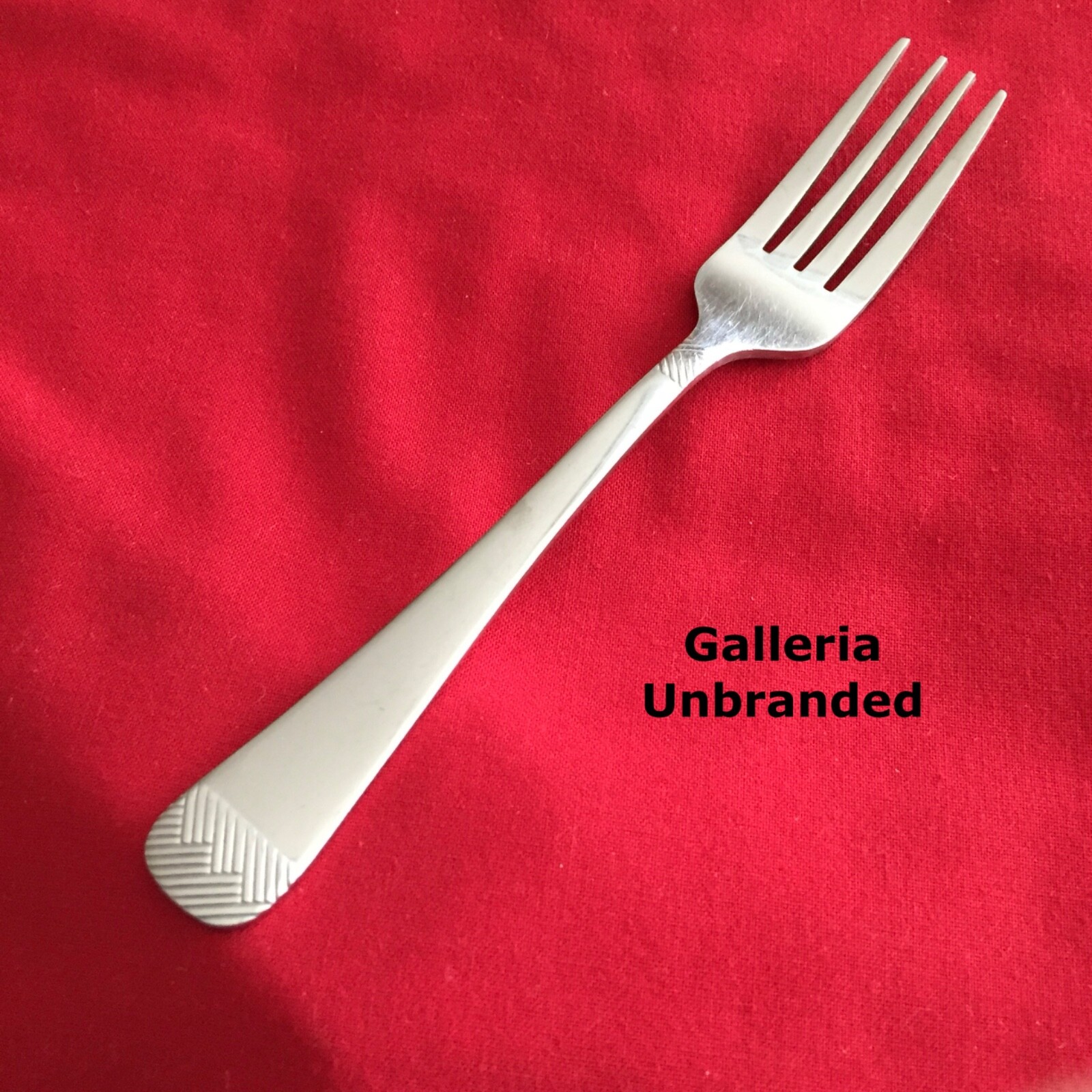 Galleria Unknown Pattern Cross Hatch Tip Salad Fork 6 1/4
