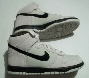 nike dunks youth sizes