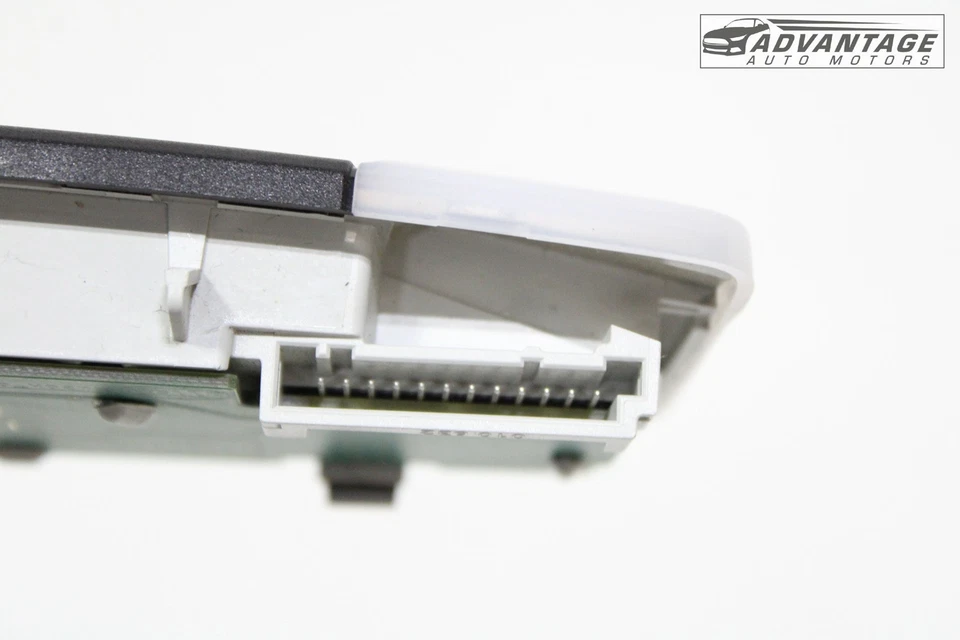 BMW 330I XDRIVE F30 LCI 2017-2018 techo trasero interior domo luz lámpara OEM Foto 4 de 4