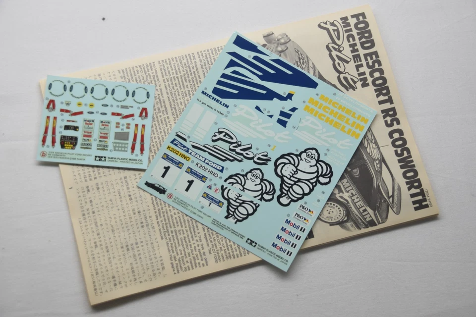 Tamiya 1/24 Ford Escort RS Cosworth Kit modellino da costruire 1993 completo - Immagine 3 di 4