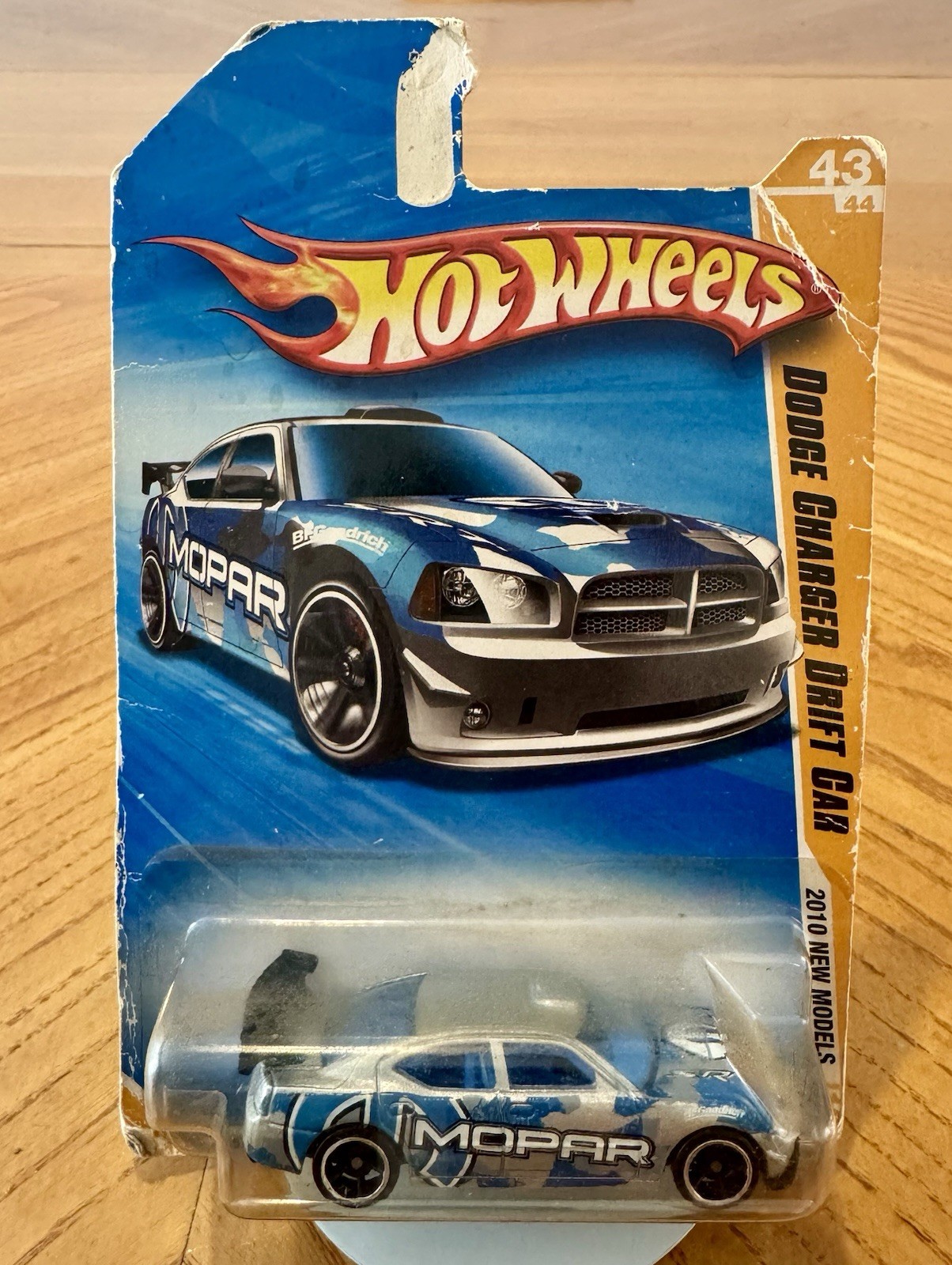 Hot Wheels DODGE CHARGER DRIFT MOPAR 1:64 SCALE COLLECTIBLE DIECAST CAR - NOS