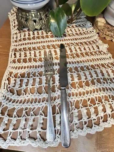 Vintage Wm Rogers Revelation Pattern With An H Engraved. 1938 Pattern.