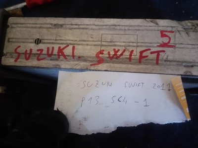 1362068L51000 Luft/Luft-Austauscher  SUZUKI SWIFT 1.3 DDiS Ber. 5p/d/1248cc