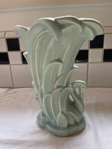 McCoy Swan Vase Art POTTERY Green VINTAGE 9 1/4"