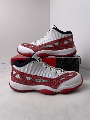 red jordan 11 size 8