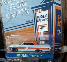Greenlight 1964 CHEVY IMPALA Light Blue GULF '64 RUNNING ON EMPTY S15