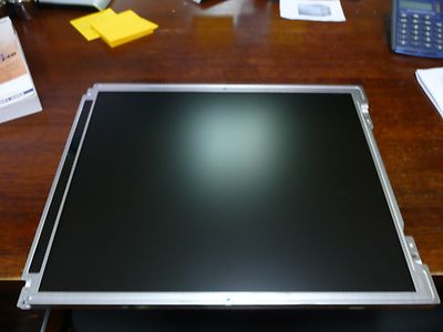 Sharp    LQ160E1LG08  16 in  LCD Display  1280X1024   NEW