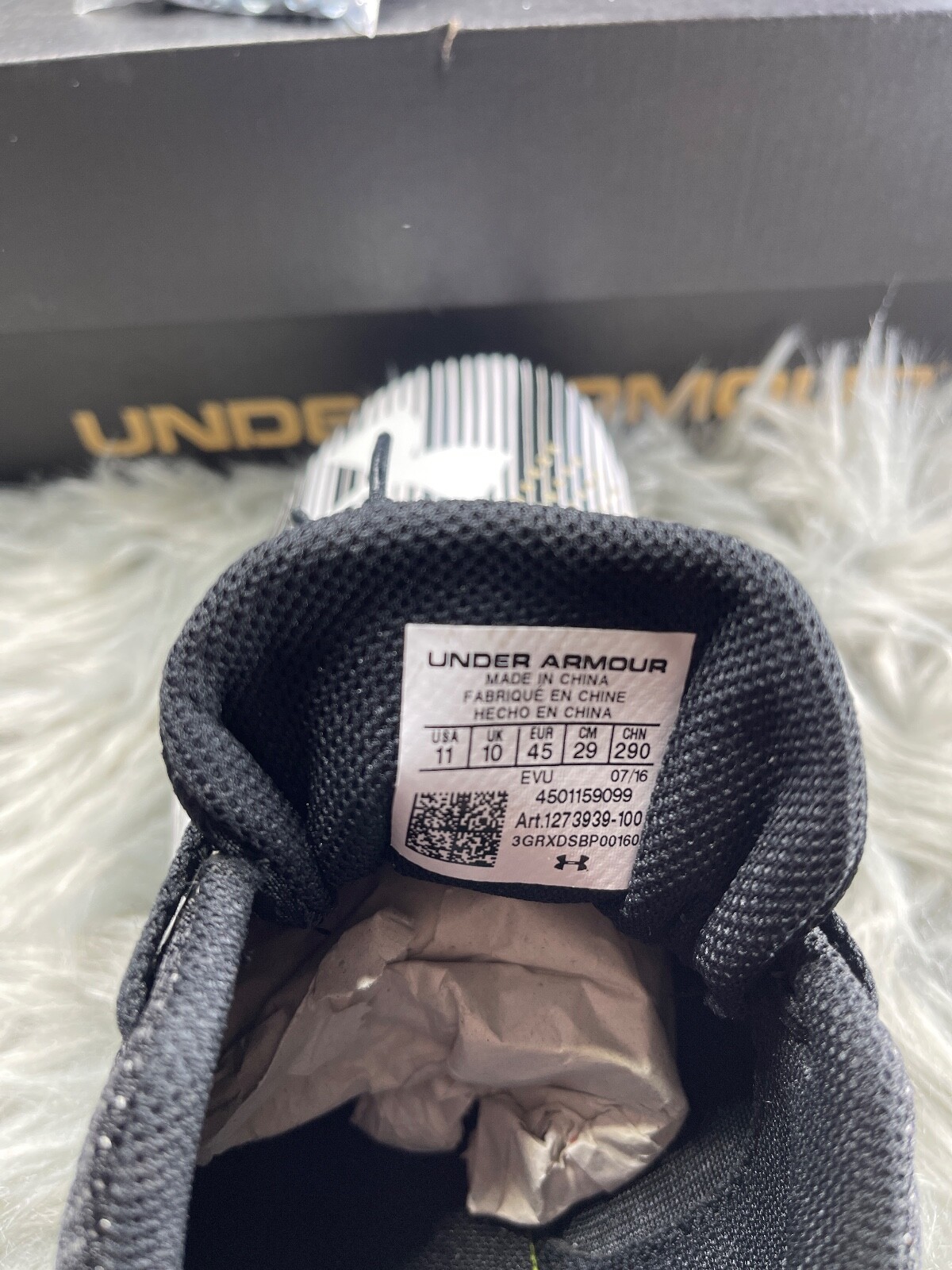 Underkick Size 11 - Under Armour Kick Sprint White Black for sale online | eBay