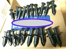 08-15 POLARIS RZR 570/800/900 20x FENDER CLIPS(Body Rivets/plastic inserts)pc
