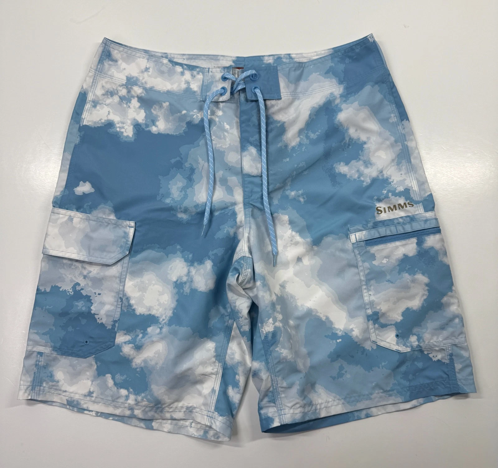 Simms Surf Shorts Blue Cloud Camo Drawstring Pockets Mens Medium