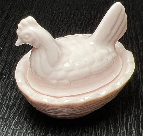 Vintage Pink Milk Glass Style Porcelain Hen On Nest Mini Salt Cellar Made in USA