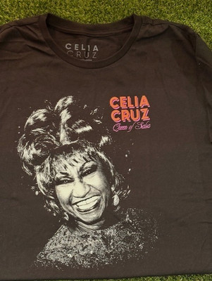 NEW IN PACKAGE CELIA CRUZ  QUEEN OF SALSA LARGE T-SHIRT BLACK UNISEX