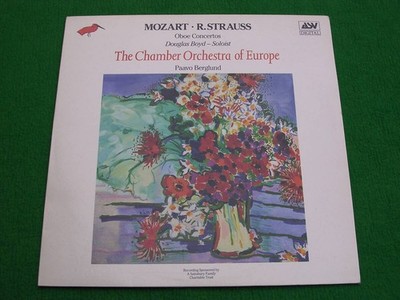 LP  UK  Douglas Boyd (Ob) /Mo - Zart /Oboe Concerto K.314 /Duglas Boys