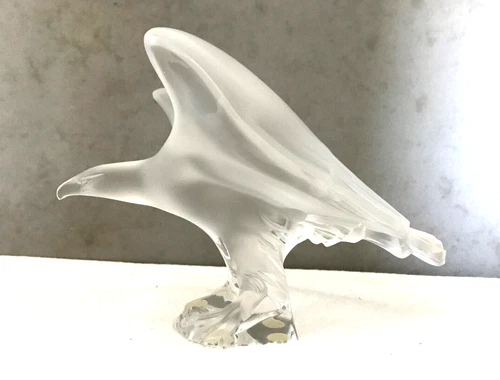 Lalique Crystal Royal Eagle Figurine with Original Label Rare
