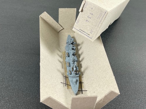 134 MONMOUTH GREAT BRITAIN Armoured Cruiser 1:1250 Navis Neptun Model Ship WWI - Picture 8 of 8