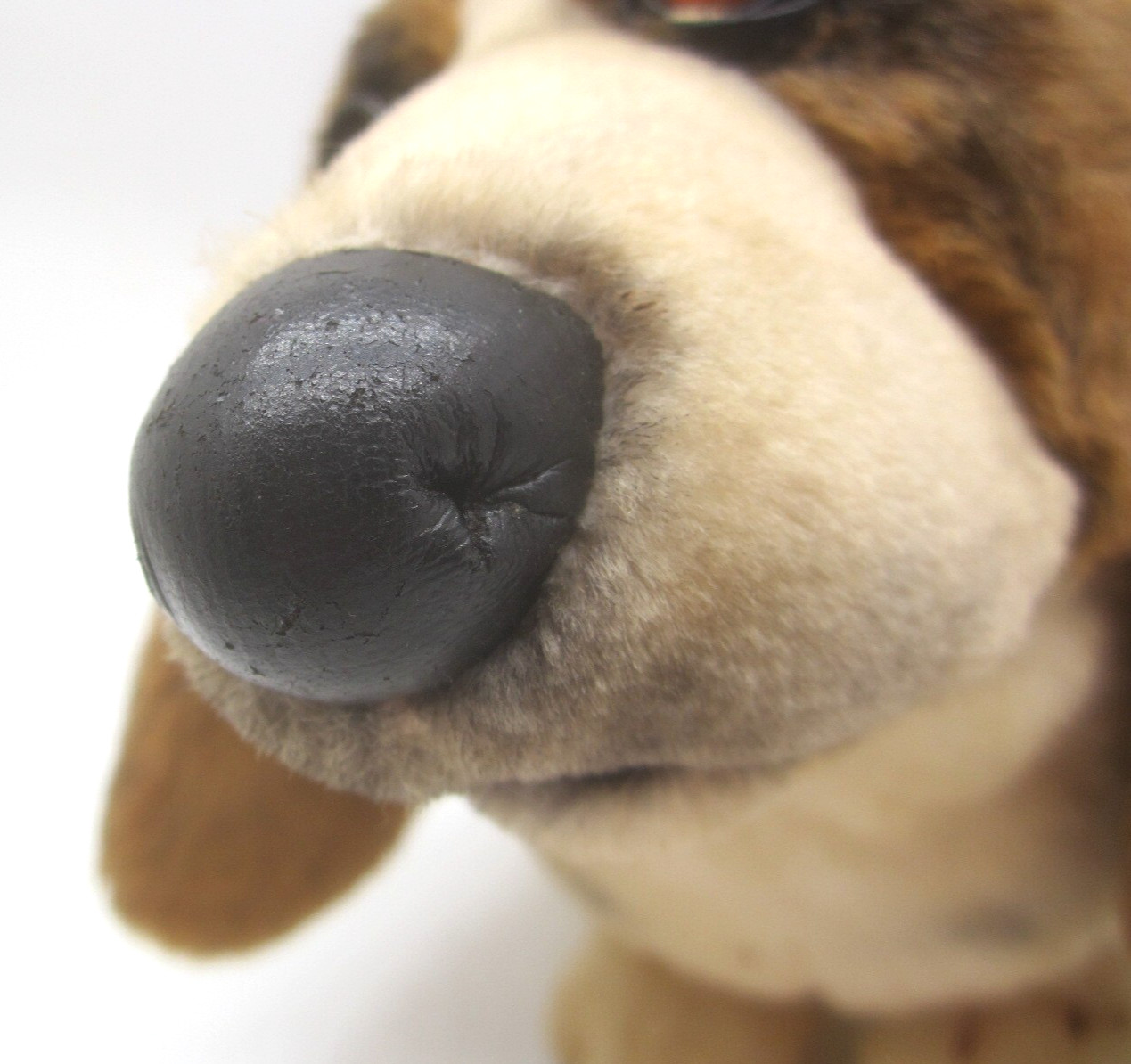 Vintage Russ Berrie Basset Hound Dog Plush Yomiko Collection EUC