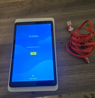 Lenovo Tab M8 32GB +2GB HD, Wi-Fi, 8'' Tablet- Iron Grey + 64GB SD