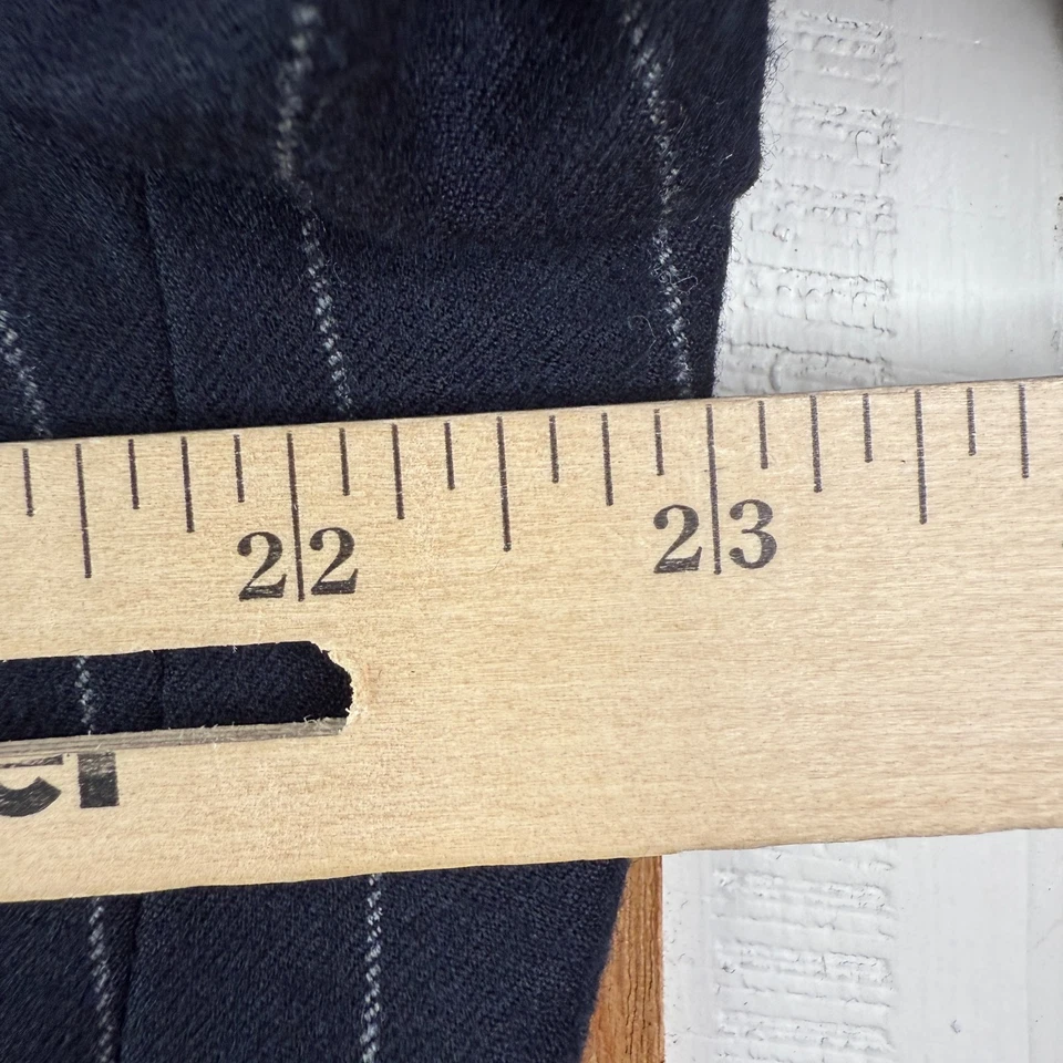 Tom James Suit Mens 44L Navy Blue Chalkline 2 Button Pinstripe Wool Flannel MINT - Image 3 of 4