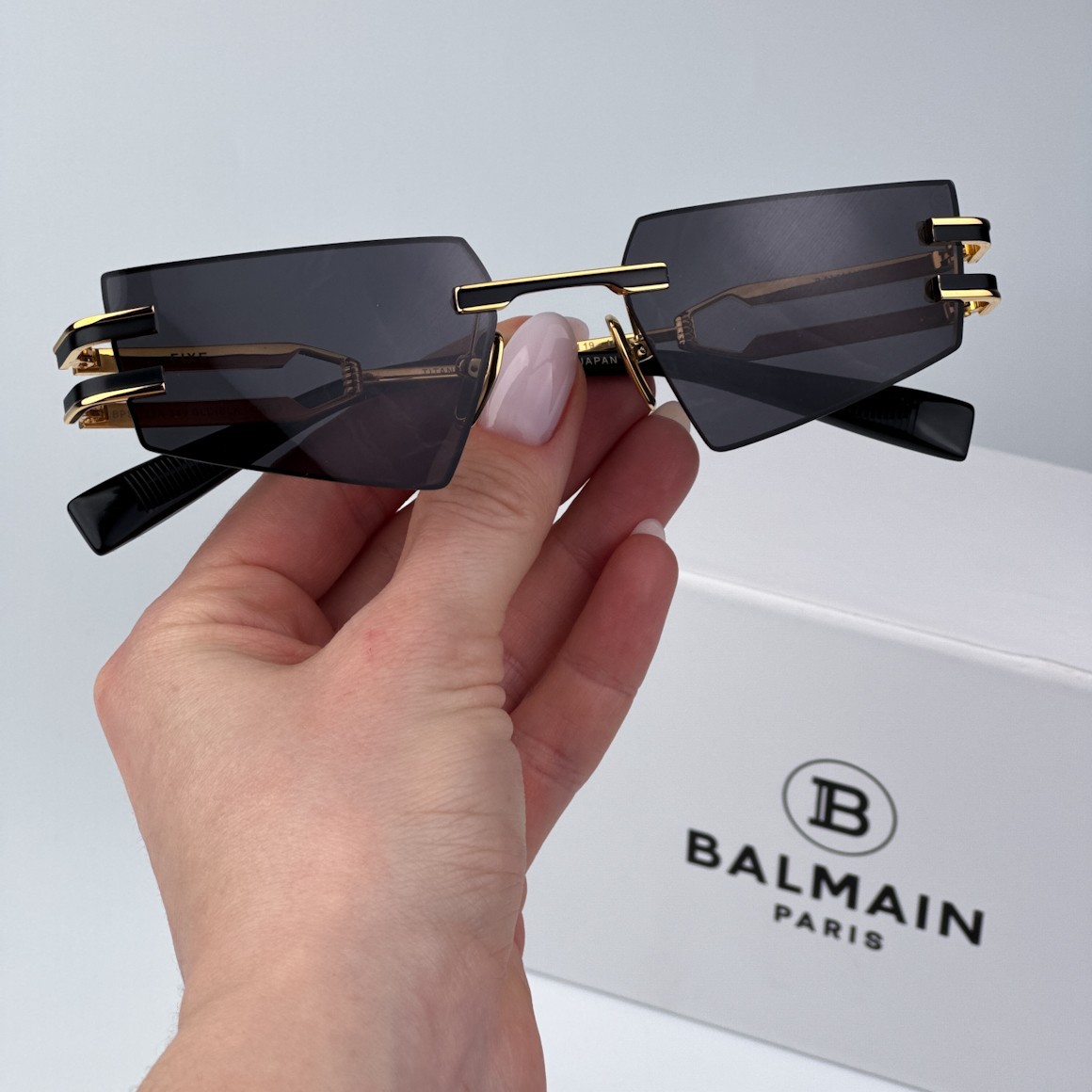 Balmain Men Sunglasses Titanium Gold Black Grey Geometric  display picture 2