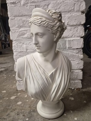 Büste Diana Frauenbüste Kopf Figur Frau Stuckgips Säule Statue Deko Crem Groß 52