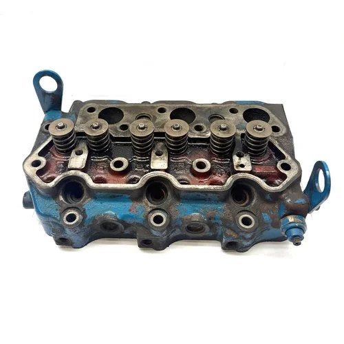Used Cylinder Head with Valves fits Ford 1120 1210 1215 1220 1310 SBA111016622