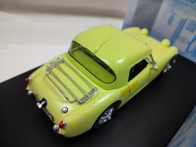 Revell Metal 1/18 1952 AUSTIN HEALEY SPRITE Classic car Boxed