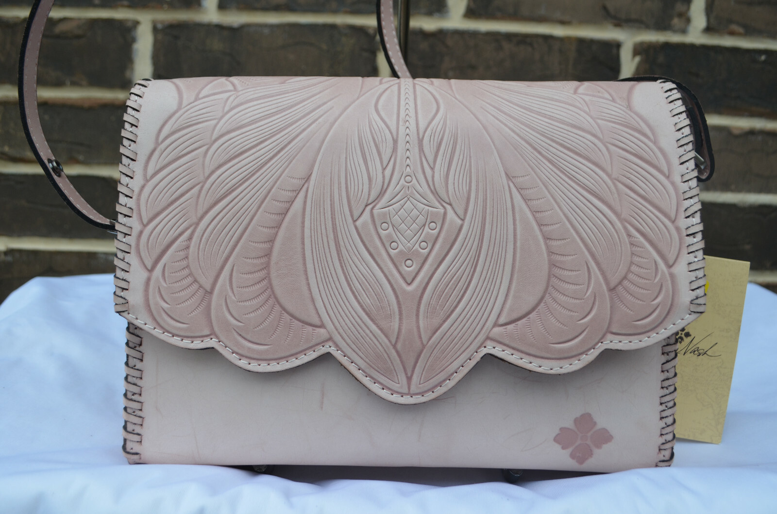 patricia nash santillana shoulder bag