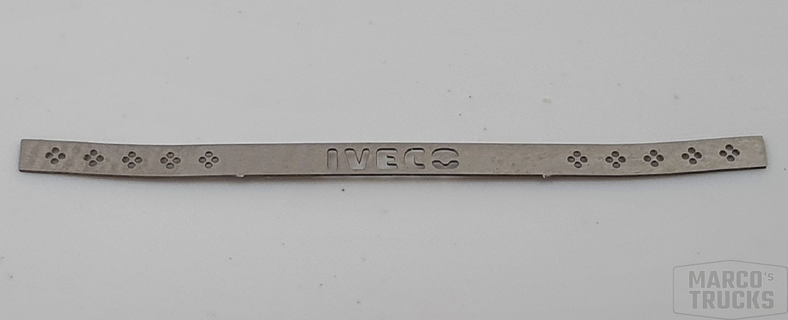 Herpa Zubehör Steinschlagschutz gelocht Iveco S-Way 1 Stück aus 055352 /HN1683-1
