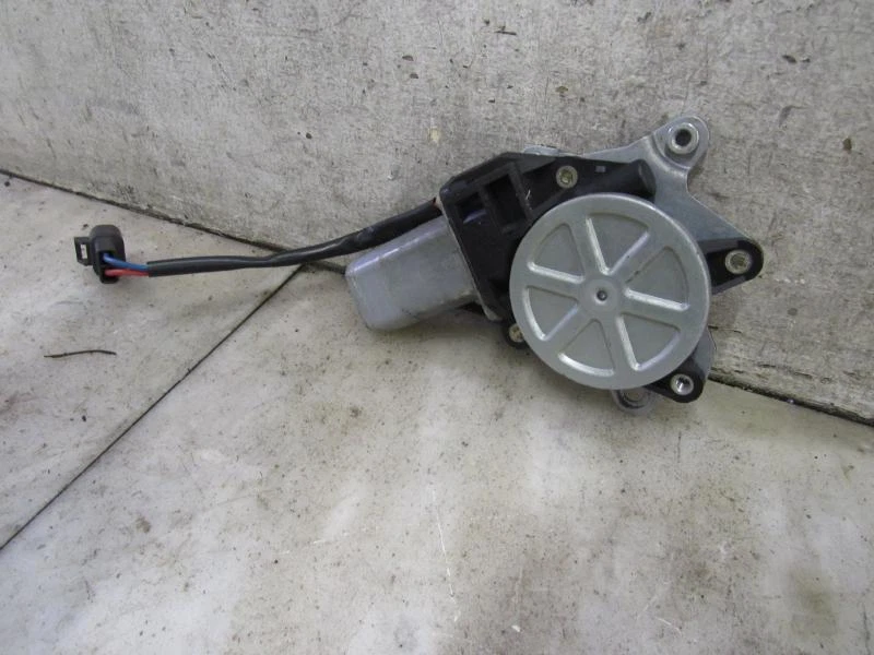 99 00 01 02 03 04 05 06 07 Chevy Silverado 1500 Motor Ventana Eléctrica Derecha Foto 3 de 4