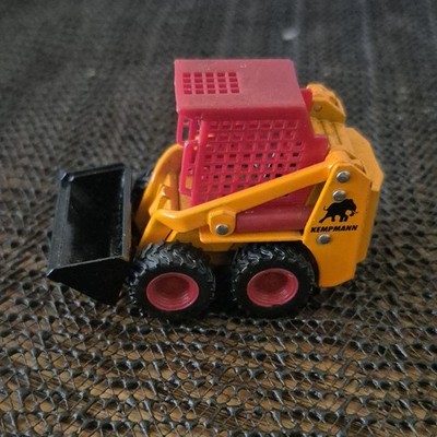 Siku 1:87 Kempmann Loader Diecast Construction Vehicle Yellow/Red/Black 1071