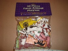 VINTAGE NEW 30 PIECE FARM ANIMAL PLAYSET PLAYMAT SEALED