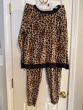 Secret Treasures super soft brown animal print pajama Top Small bottoms Medium