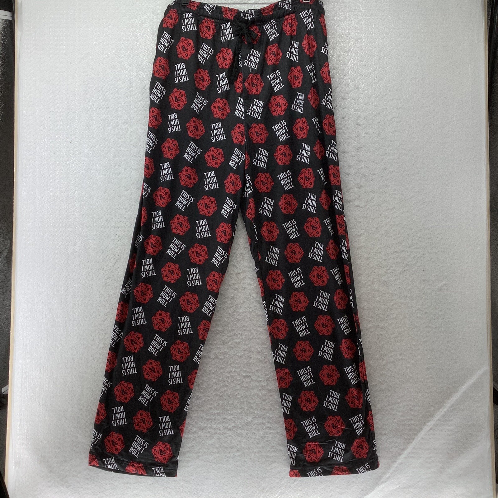Dungeons and Dragons This is How I Roll Pajama Pants Size XL