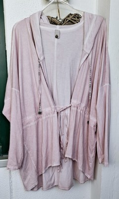   TREDY   JACKE SHIRTJACKE   KAPUZE   ROSA   GR. 3 / 46 EVTL 48   MAßE BEACHTEN.