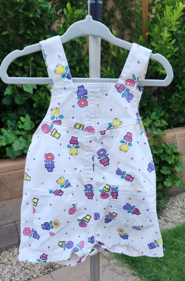 Adorable Mono Blanco Vintage, 18 Meses, Floral y Corazones, Winnie The Pooh Foto 2 de 4