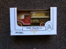 VINTAGE - ANHEUSER BUSCH - BEER TRUCK BANK - 1931 HAWKEYE - ERTL